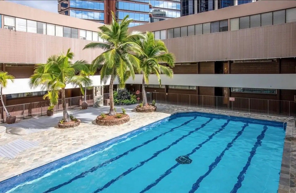 Bishop Suites @ The Executive Centre photo 1 in Honolulu